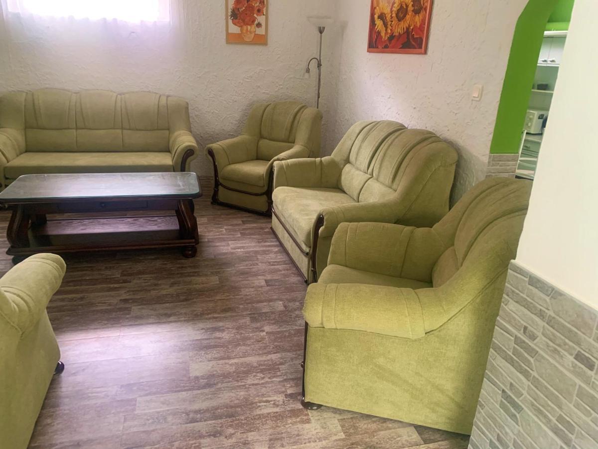 Viktor Apartmanhaz Zamárdi Exterior photo