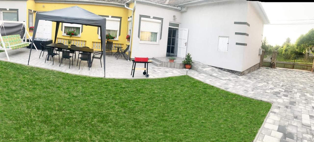 Viktor Apartmanhaz Zamárdi Exterior photo