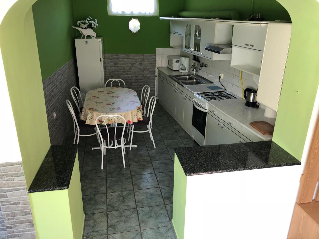 Viktor Apartmanhaz Zamárdi Exterior photo